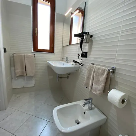 Scala Dei Turchi Palace Fuer 4 Personen In Apartment Realmonte